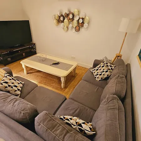 בית נופש Belle Maison Renovee Au Centre De Sacre-coeur
