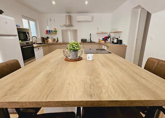 Casa vacanze Belle Maison Rénovée Au Centre De Sacré-cœur *