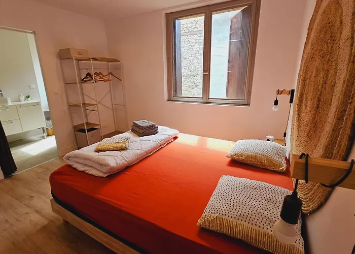 Casa vacanze Belle Maison Rénovée Au Centre De Sacré-cœur *