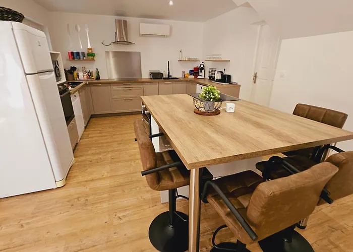 Casa vacanze Belle Maison Rénovée Au Centre De Sacré-cœur *