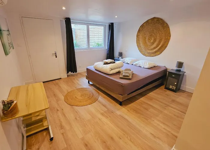 Belle Maison Rénovée Au Centre De Sacré-cœur Agen